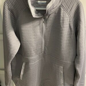 Columbia Gray Quilted Pullover